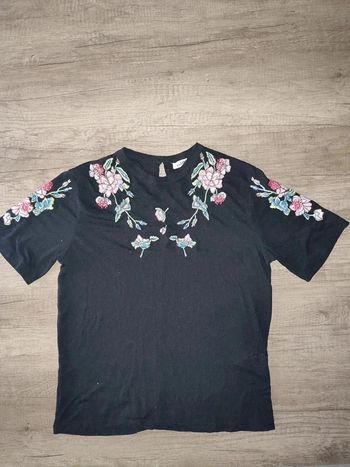 T shirt noir à fleurs 12 ans Miss Liberto