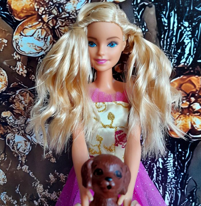 Poupée barbie Misti princesse Lolita et son petit chien - photo numéro 1