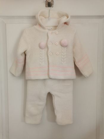 Ensemble bebe chaud blanc et rose taille 6 mois neuf