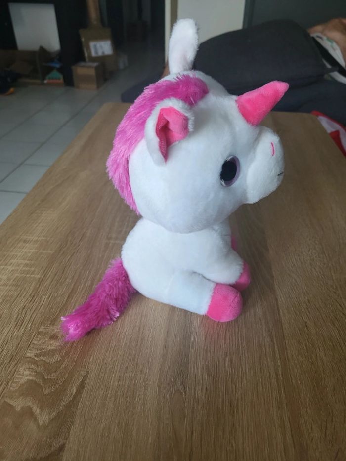 Licorne en peluche - photo numéro 4