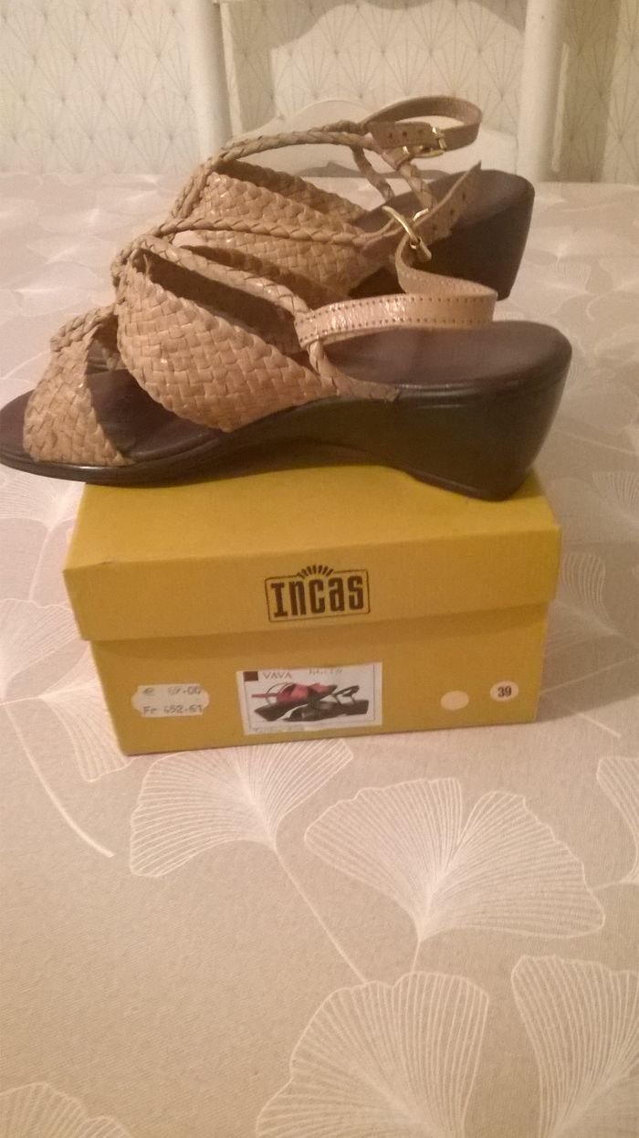 chausure cuir Incas P39