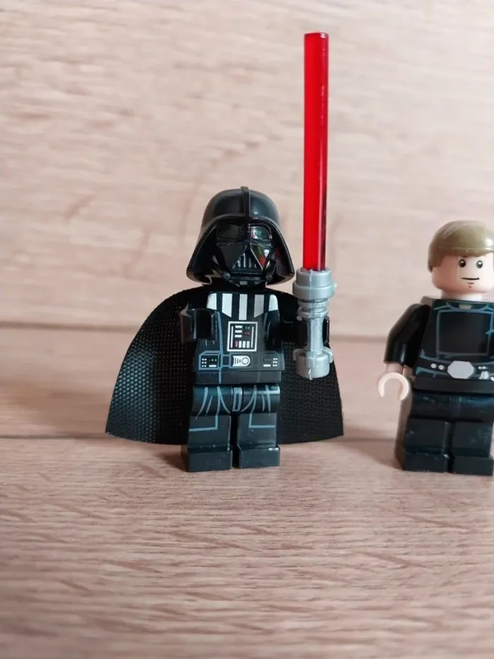 Figurines type lego Jedi Luke Skywalker et Sith Dark Vador star wars - photo numéro 2