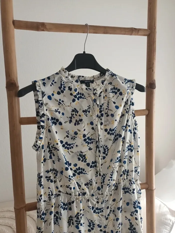 Robe d'été fleurie taille 36 - photo numéro 2