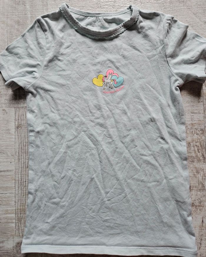 2 hauts licorne 8 ans - photo numéro 3