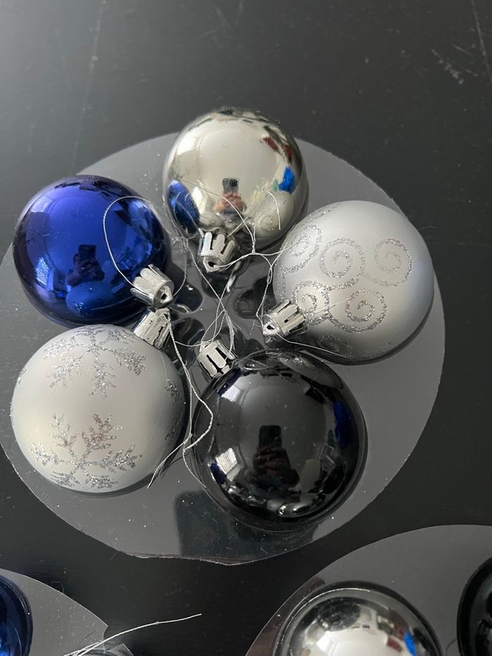 Lot 41 boules de Noël - photo numéro 3