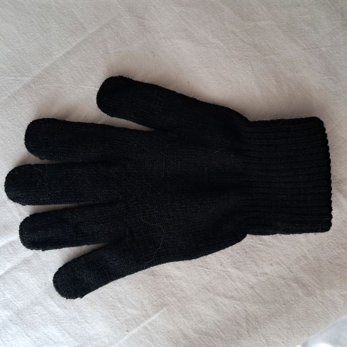 Gants noirs acrylique Taille unique Neufs - photo numéro 5