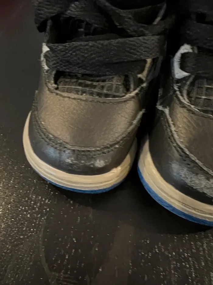 Jordan 4 bébé 19,5 noire et bleu - photo numéro 7