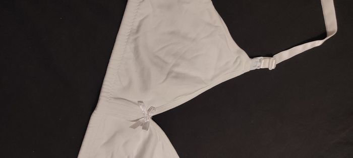 Soutien-gorge blanc allaitement neuf - photo numéro 3