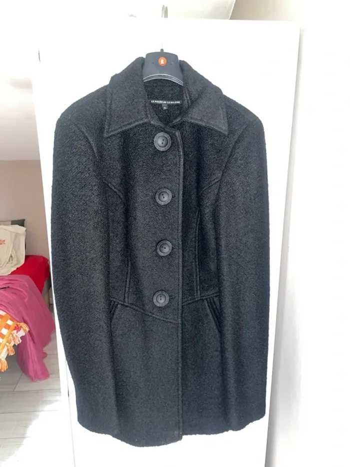 Manteau noir Le phrase de la baleine L