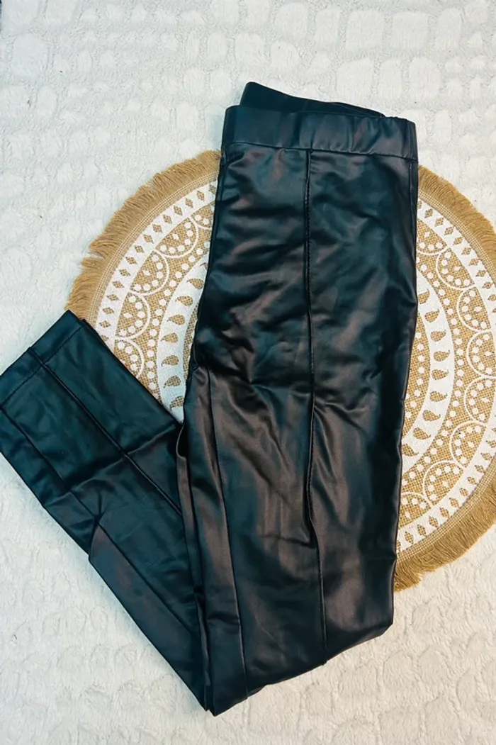 Legging noir faux cuire