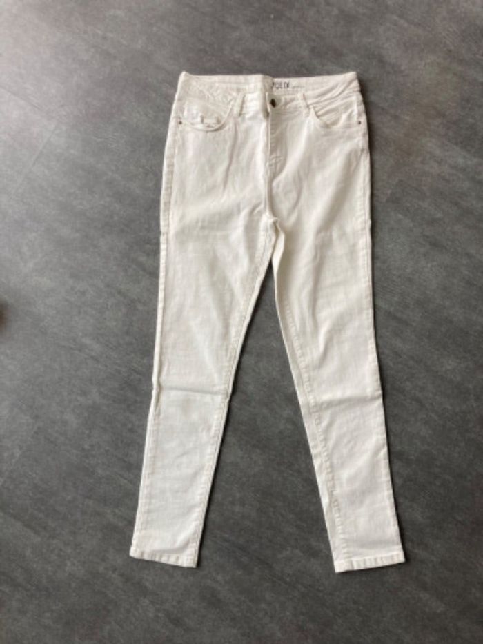Jean blanc Félix T44