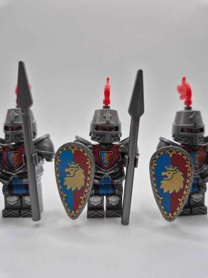 Figurines type lego 4 soldats chevaliers Du Lion - photo numéro 2
