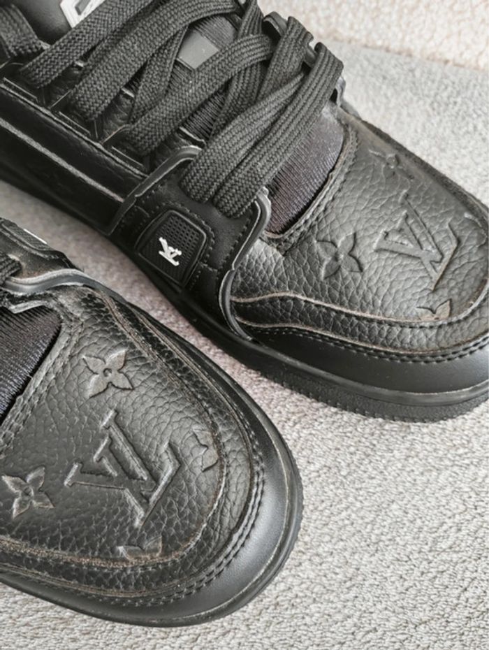 Baskets Louis Vuitton Trainer en cuir – Taille 42 – Made in Italy - photo numéro 5