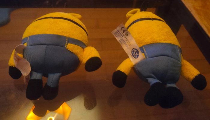 Lot de 2 porte-clés Minions peluche - photo numéro 4