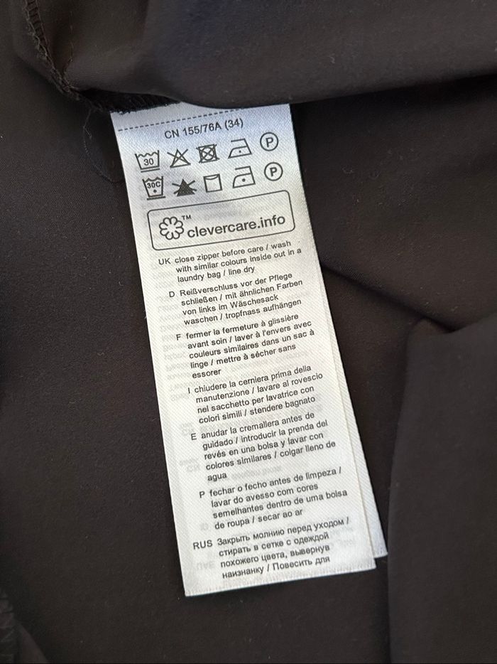 Robe noire neuve avec dentelle Esprit taille française 36 (valeur 90€) - photo numéro 10