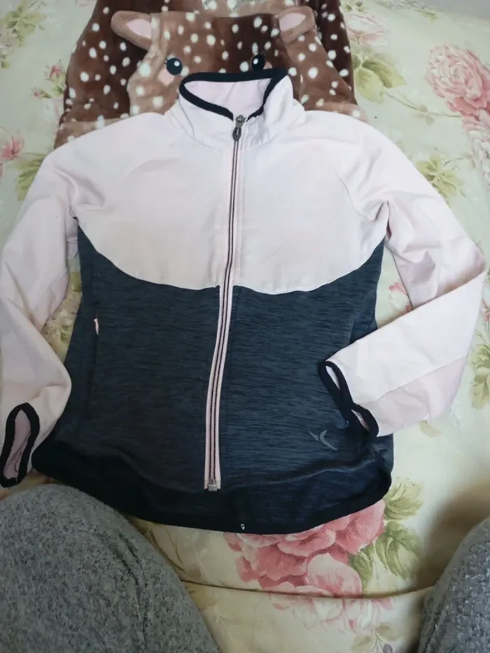 3 pull fille tbe 4:5 ans - photo numéro 5