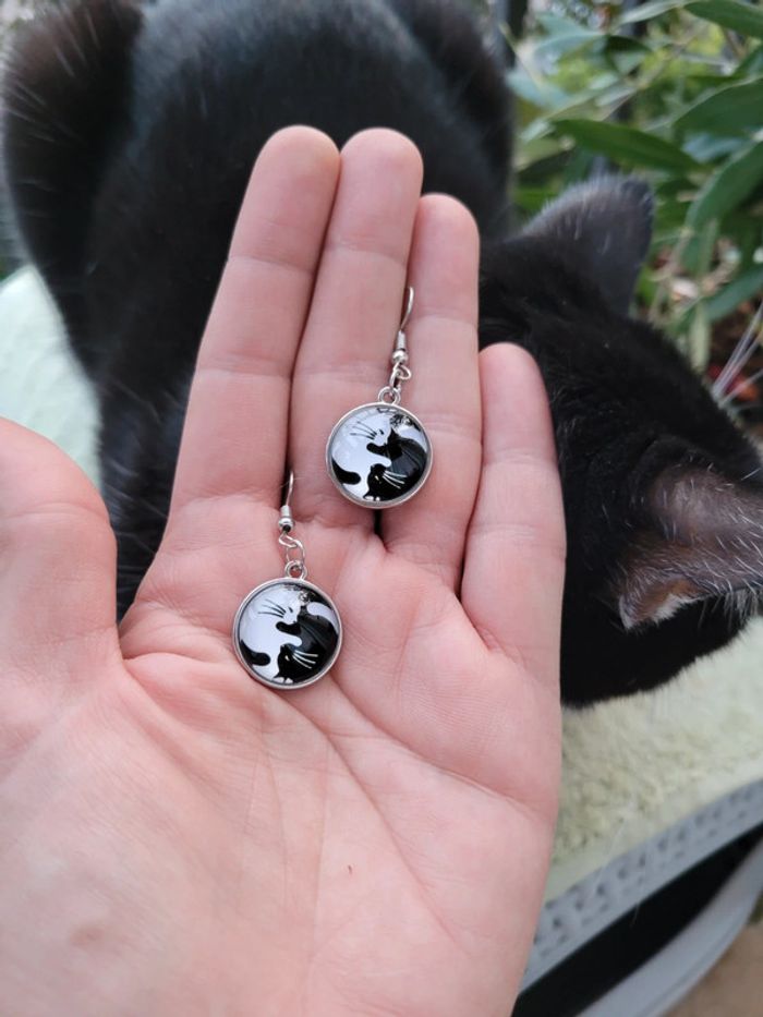 Boucles d oreilles chats ying yang - photo numéro 7
