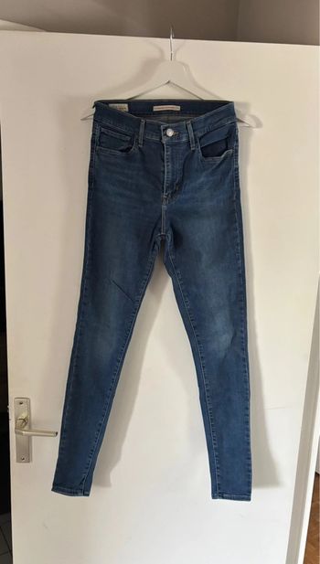 Jean Levis 720 High Rise Super Skinny