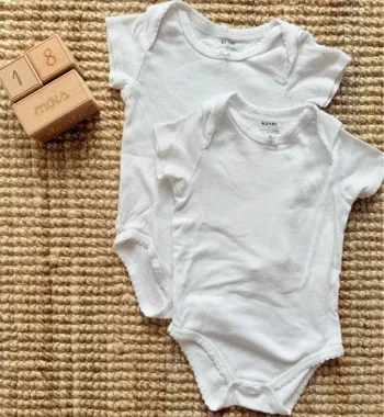 Lot body Kiabi 18mois / 80cm