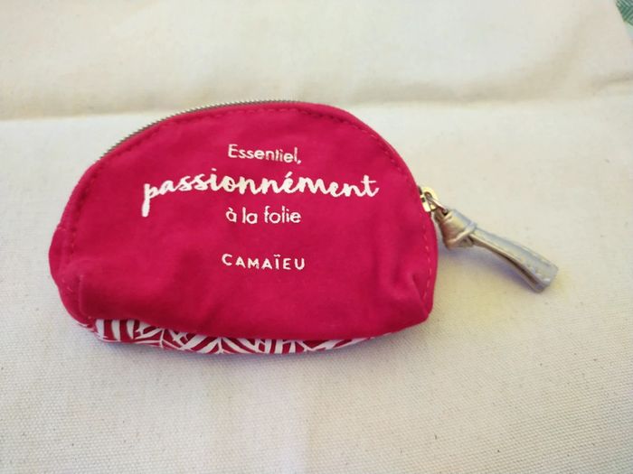 Porte monnaie - photo numéro 2