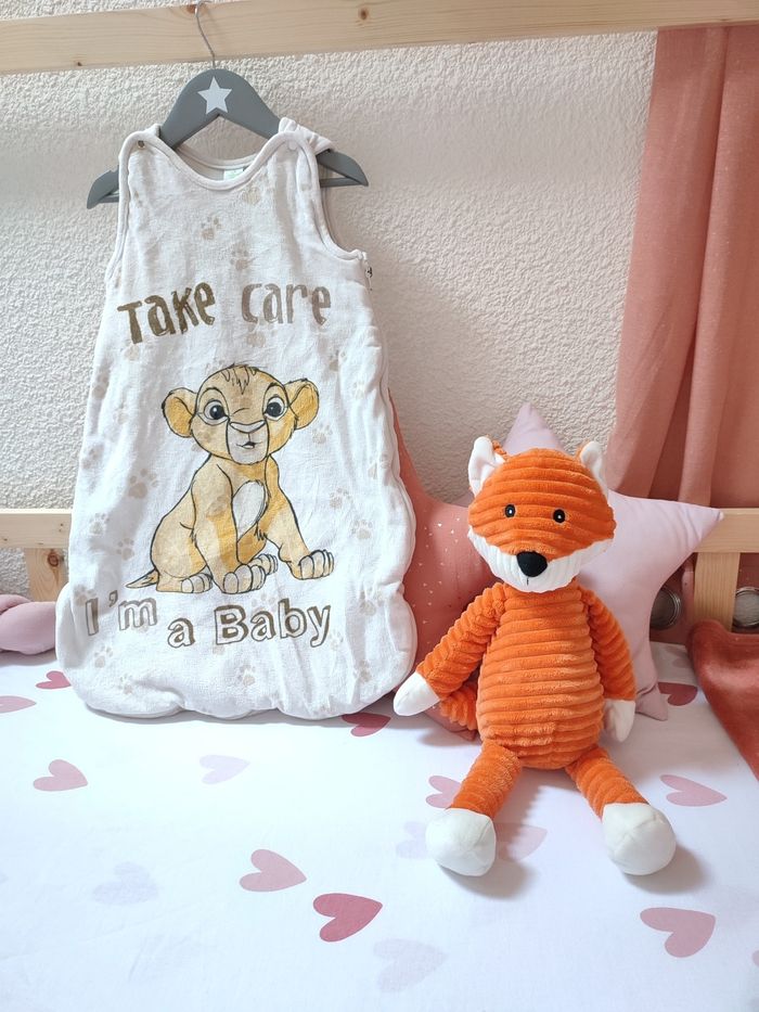 Gigoteuse bébé Simba le roi lion- 0/6 mois - Mixte - Bon état - Disney