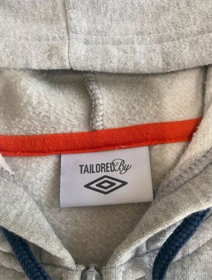 Umbro - photo numéro 3
