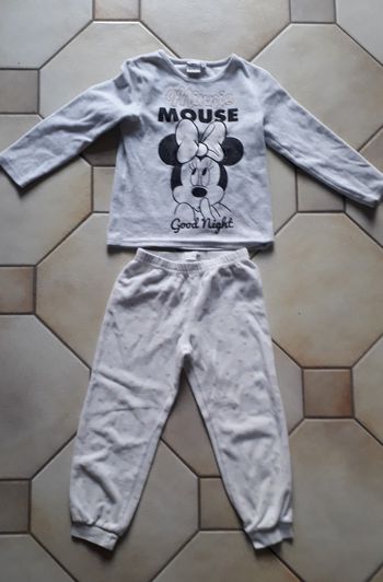 Pyjama en polaire Disney Minnie Mouse  6 ans