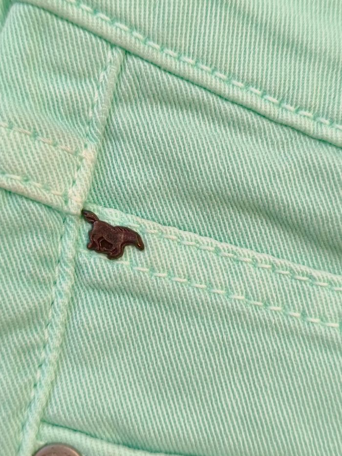 Jean neuf Mustang femme t:36 vert tendre - photo numéro 3