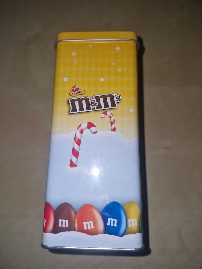 Boite métal m&m's de Noël : le lutins rouge - photo numéro 3