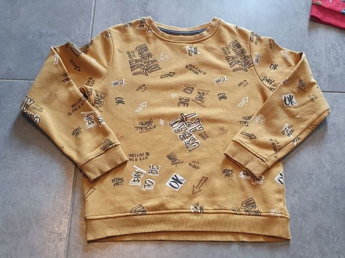 Pull garçon taille 10 ans