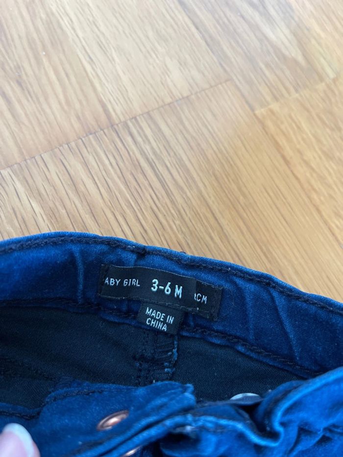 Jeans fille neuf Baby Girl taille 6 mois - photo numéro 3