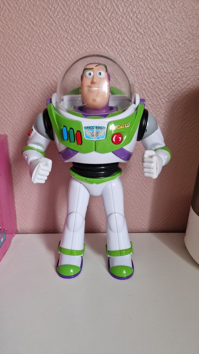 Buzz l'éclair - photo numéro 2