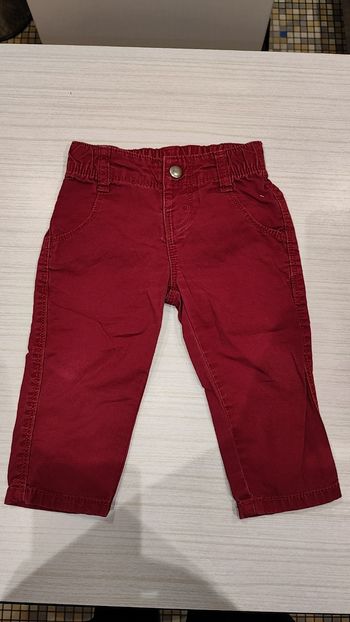 Pantalon Bordeaux taille 12 mois