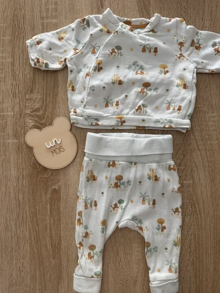 Ensemble - Taille 1 mois