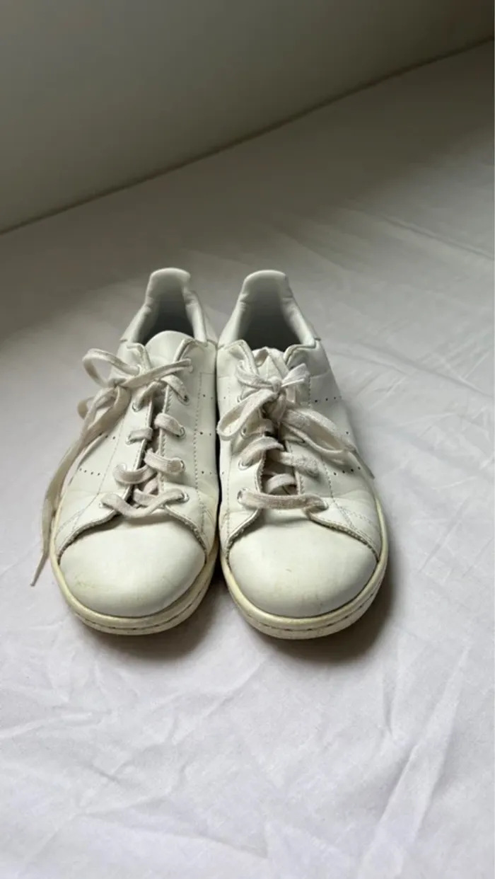 Baskets Adidas Stan smith blanche taille 33 - photo numéro 2