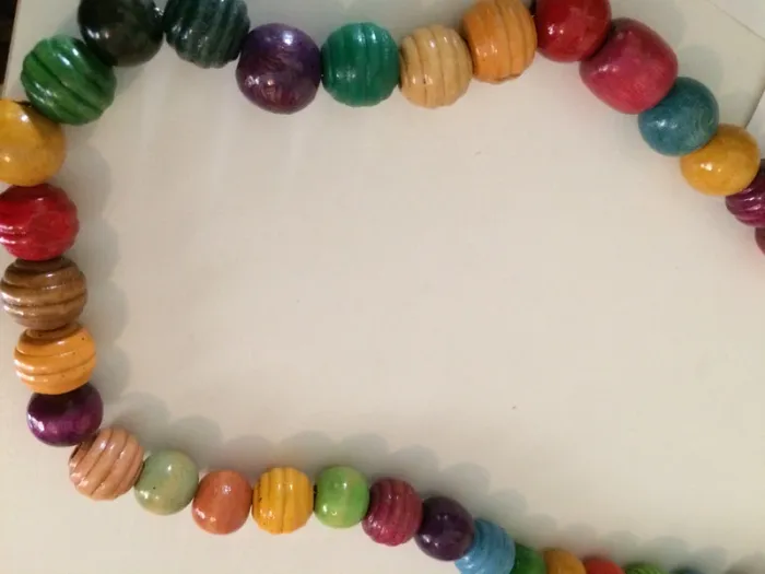 Collier sautoir multicolore en très bon état - photo numéro 2