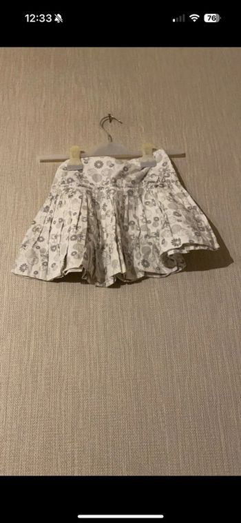 Jupe grise et blanche Tao 4 ans