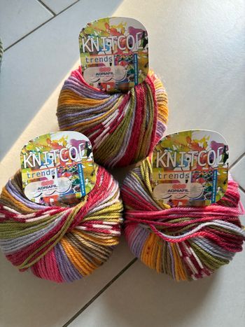 Lot de 3 pelotes de laine