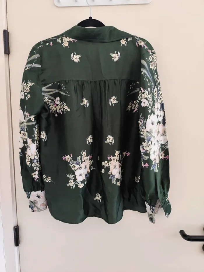Belle chemise Massimo Dutti vert bouteille motifs fleurs 38 - photo numéro 8