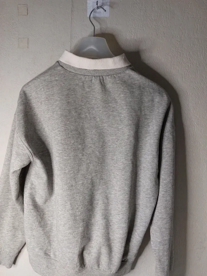 Sweat-shirt gris à col écru "Jennyfer" - photo numéro 2