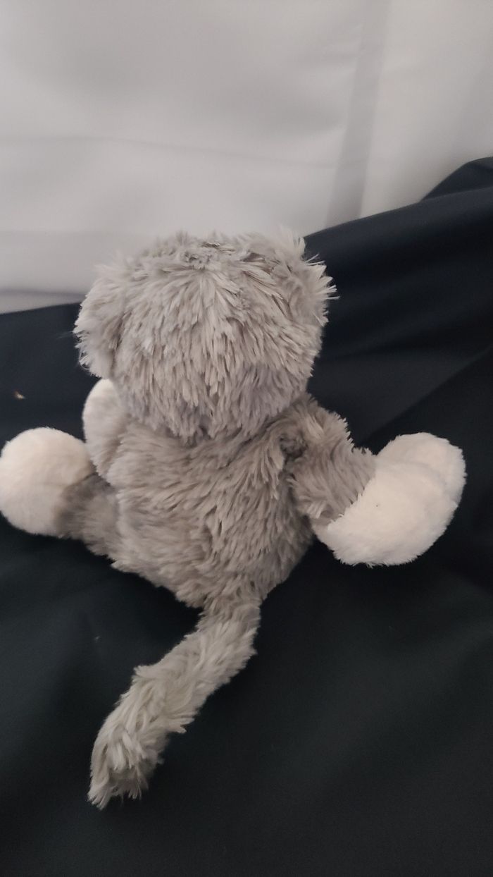 doudou toodo chat gris pattes blanches - photo numéro 3