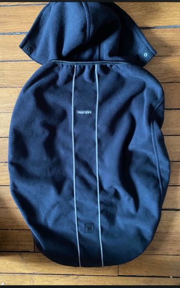 Cape porte bébé Babybjorn