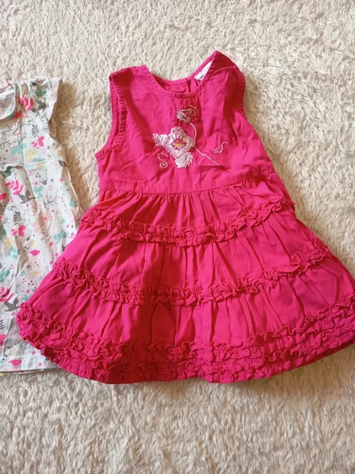 Lot de 2 robes légères et 1 combi short en 6M - photo numéro 2