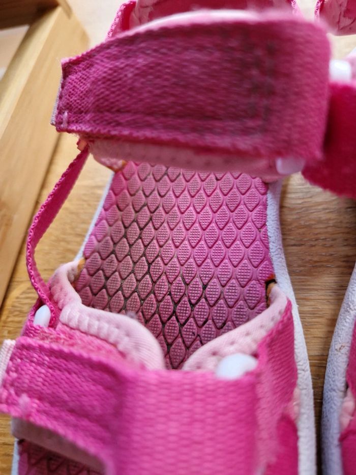 Sandales rose fuschia taille 29 - photo numéro 6