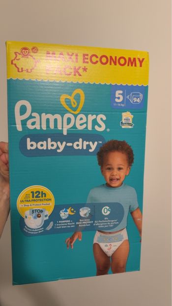 Carton Pampers