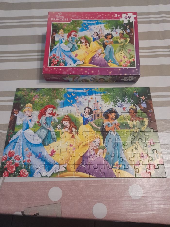 Puzzle disney Princess 99 pièces