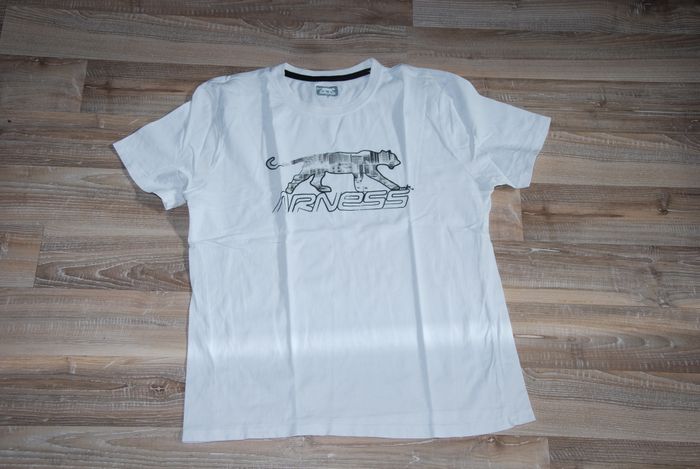 t-shirt homme taille S airness (15-16 ans)