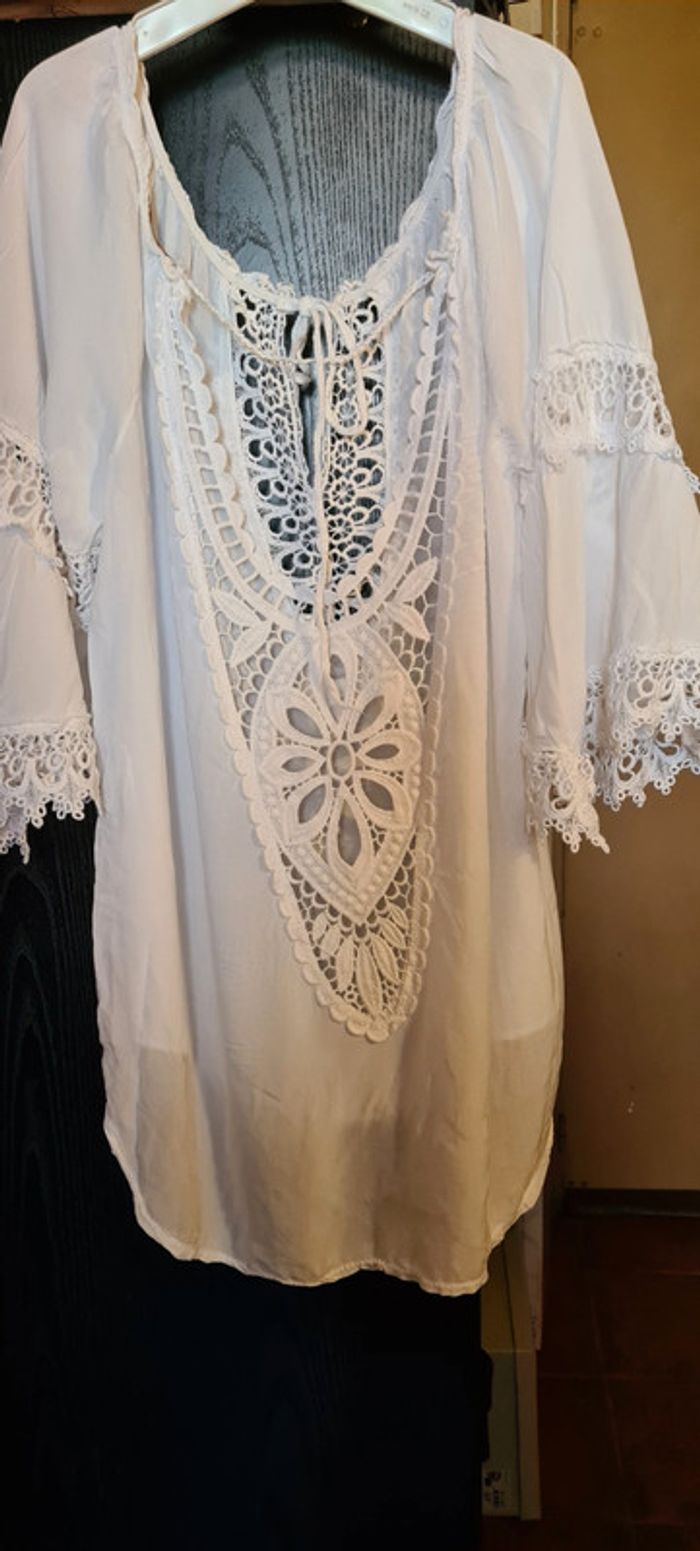 Blouse bohème brodée blanche t unique neuve made in Italy - photo numéro 2