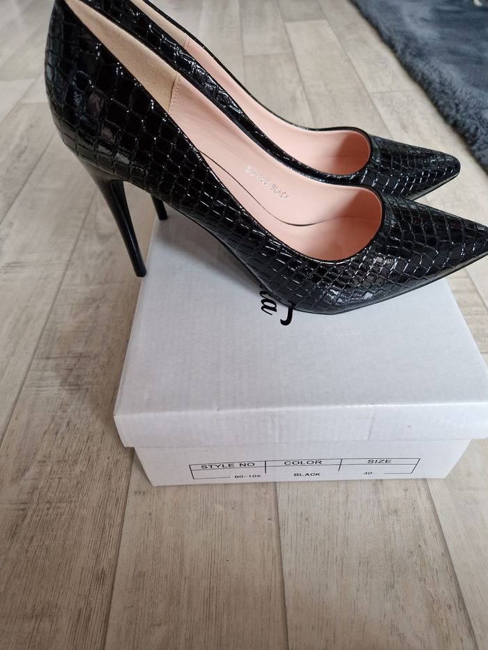 Chaussures - photo numéro 2