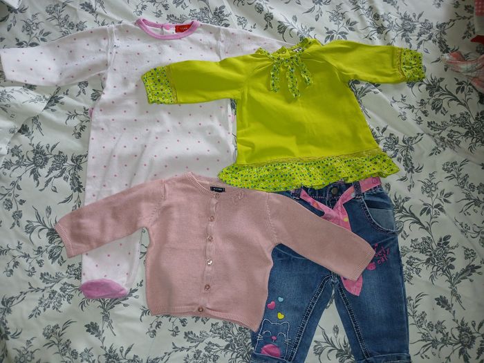 Lot vêtements fille 6 mois